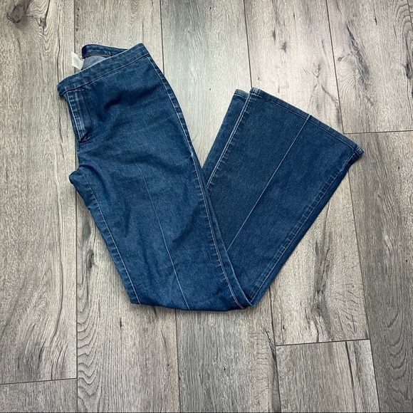 Y2K Guess Bell Bottom/Flare Jeans - Picture 3 of 12